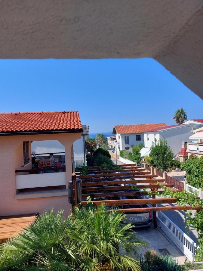 Apartment Delphin Vir Exterior foto